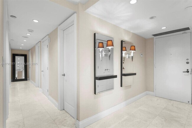 Foto del edificio - 19667 Turnberry Way