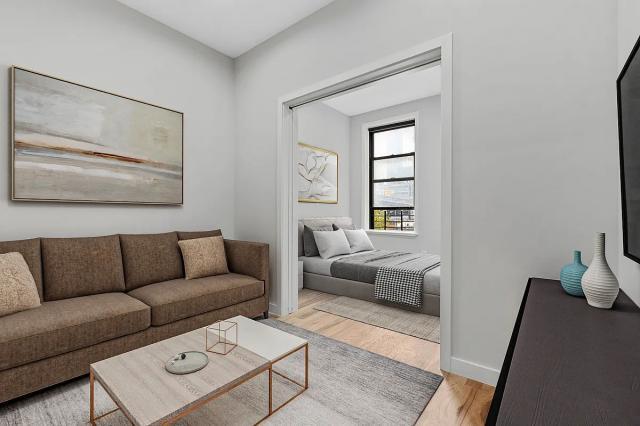 Foto principal - 2 bedroom in New York NY 10036