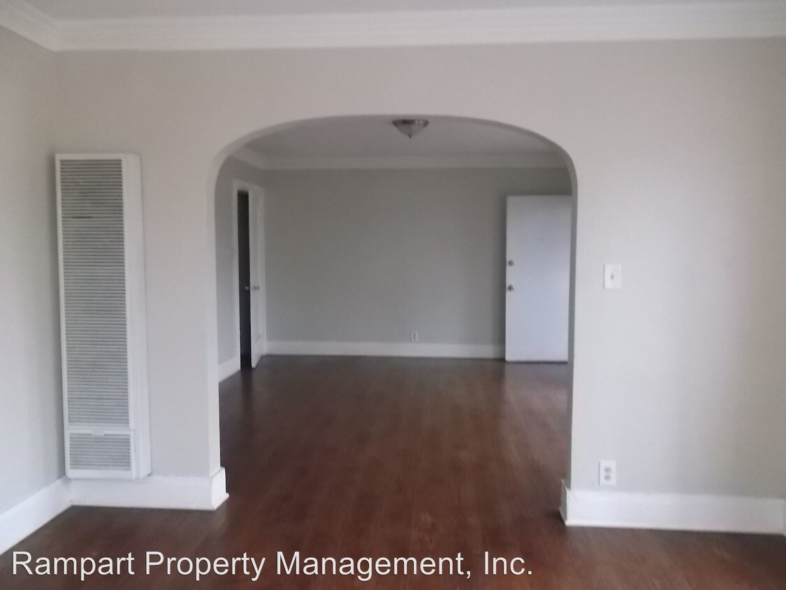 Foto principal - 1619 1/2-1551-52 W 51st St