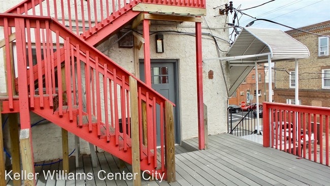 Building Photo - 2240 S 11th St