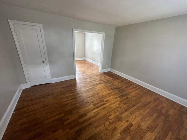 Building Photo - 826 Ideal Way