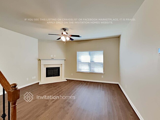 Building Photo - 170 Magnaview Dr