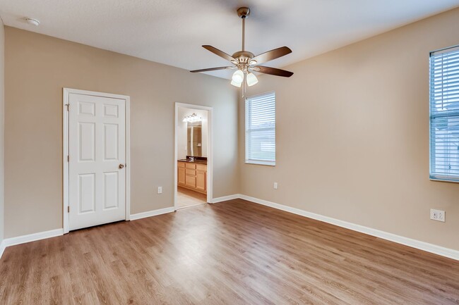 Building Photo - 3001 Lilly Belle Dr