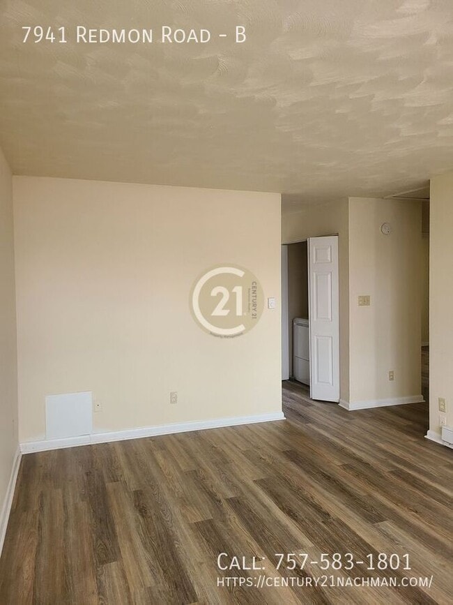 Foto del edificio - 7941 Redmon Rd