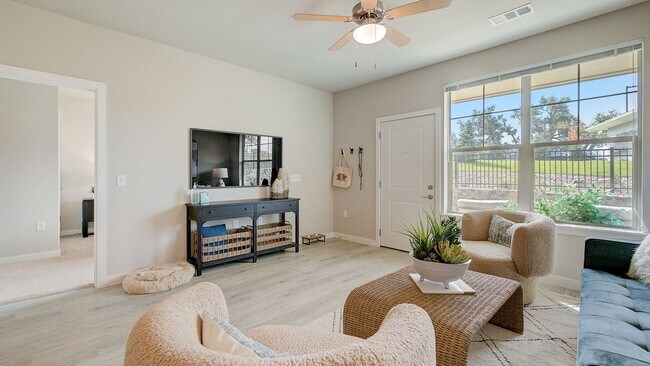 Foto del edificio - Authentix Town Creek