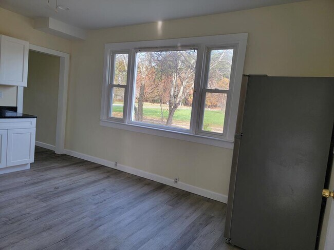 Foto del edificio - 14212 Shields Bridge Rd