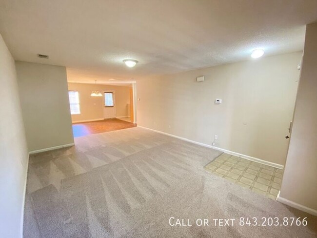 Building Photo - 8731 Hayden Glenn Dr