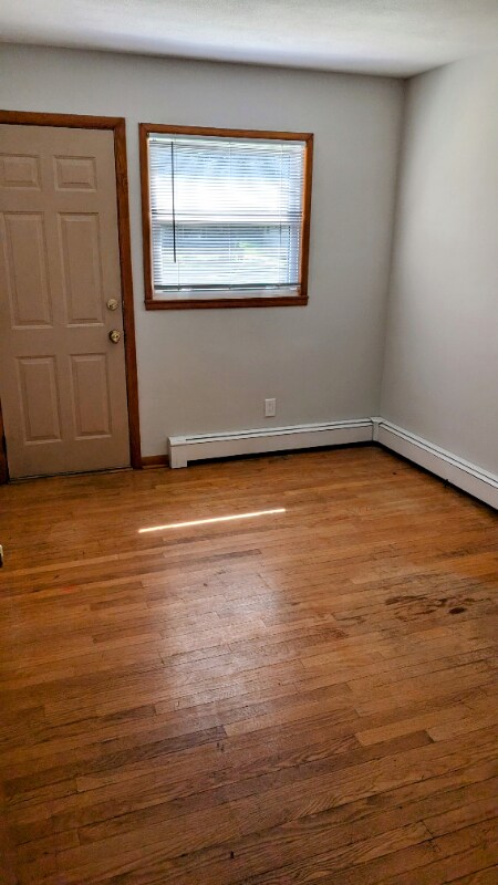 Building Photo - 290 Orchard Dr