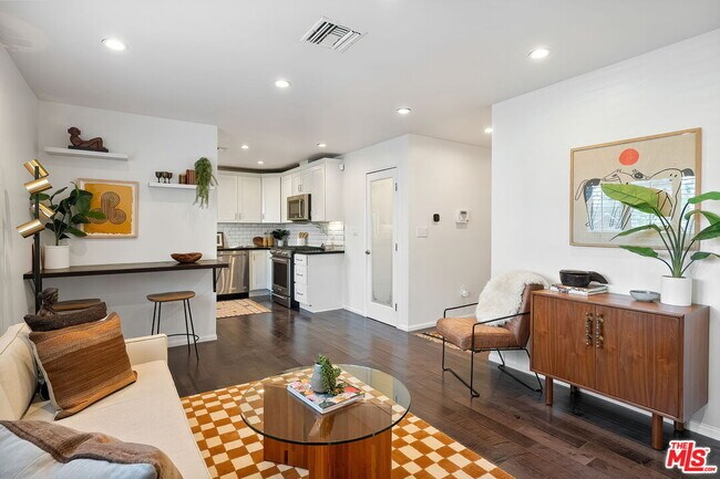 Foto del edificio - 614 Rosemont Ave
