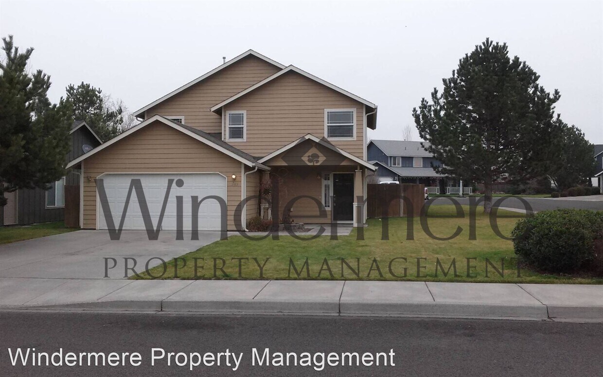 Primary Photo - 3 br, 3 bath House - 1243 SE Newgate Drive