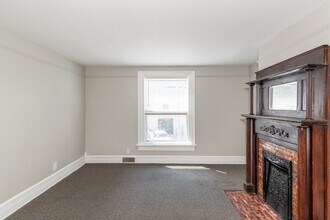 Building Photo - 115 E Foraker St