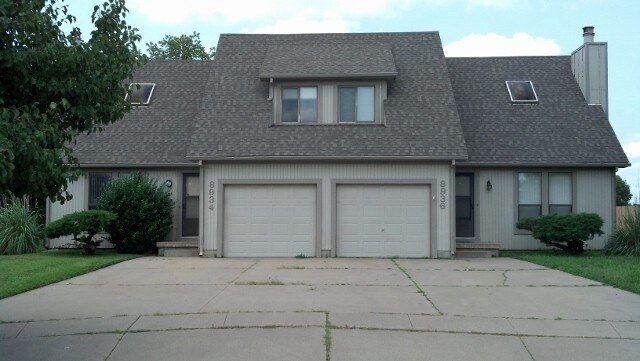 Foto del edificio - 8934-36 E. Funston Ct.