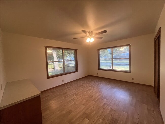 Building Photo - 106 Jane Dr