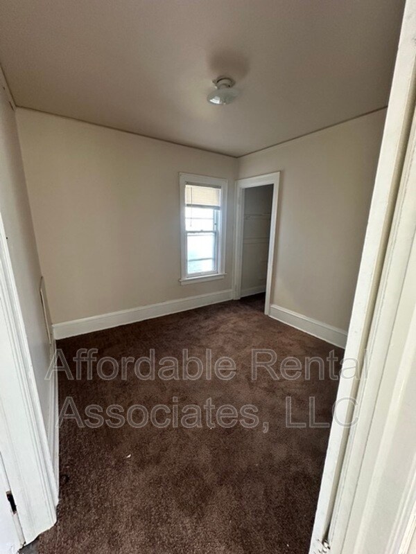 Foto del edificio - 1815 S 19th St
