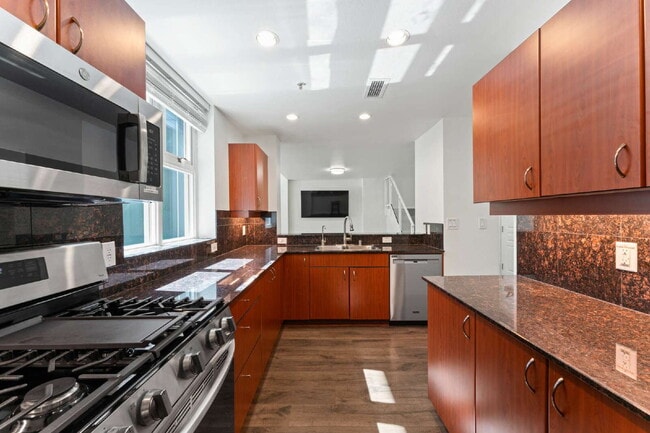 Building Photo - San Diego- Downtown- La Vita – Little Italy Condo- Townhome Style for Rent