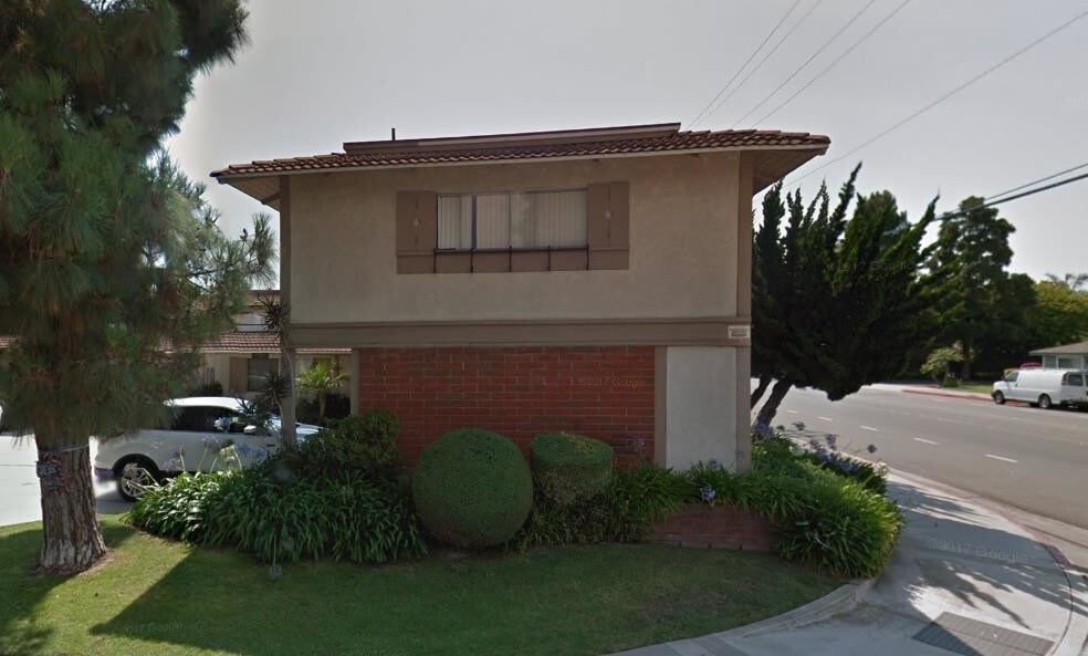 Primary Photo - 16581 Le Grande Ln