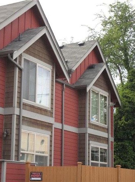 Foto del edificio - 4557 11th Ave NE