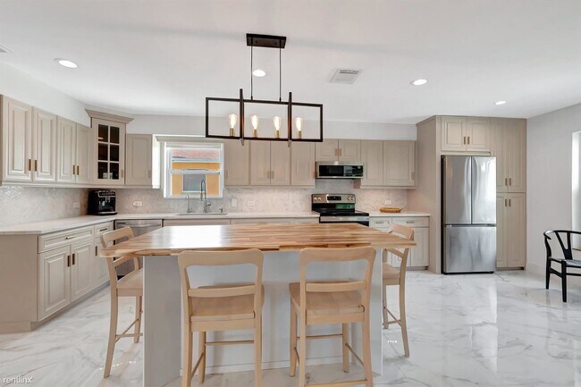 Foto del edificio - 3 br, 2 bath House - 4149 Brandon Dr
