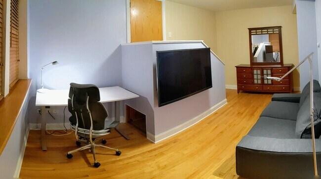 living room - 4016 Spaulding N Ave