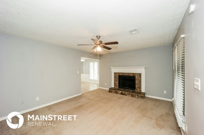 Foto del edificio - 140 Paces Way