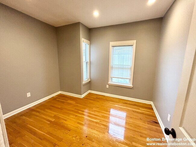 Foto del edificio - 14 Batchelder St