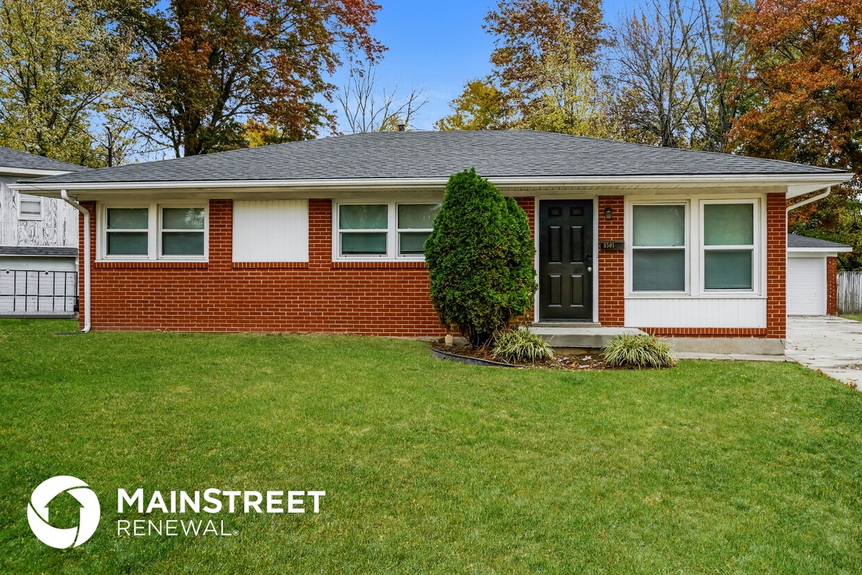 Foto principal - 8501 Shirley Ln