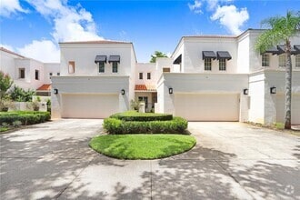 Building Photo - 3145 Lake Ellen Dr