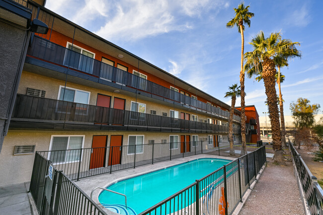 Piscina - Sierra Park Apartments