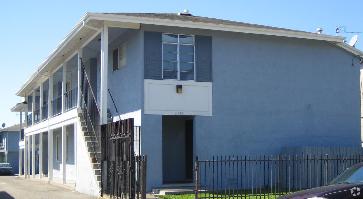 Building Photo - 9th Street Apartments