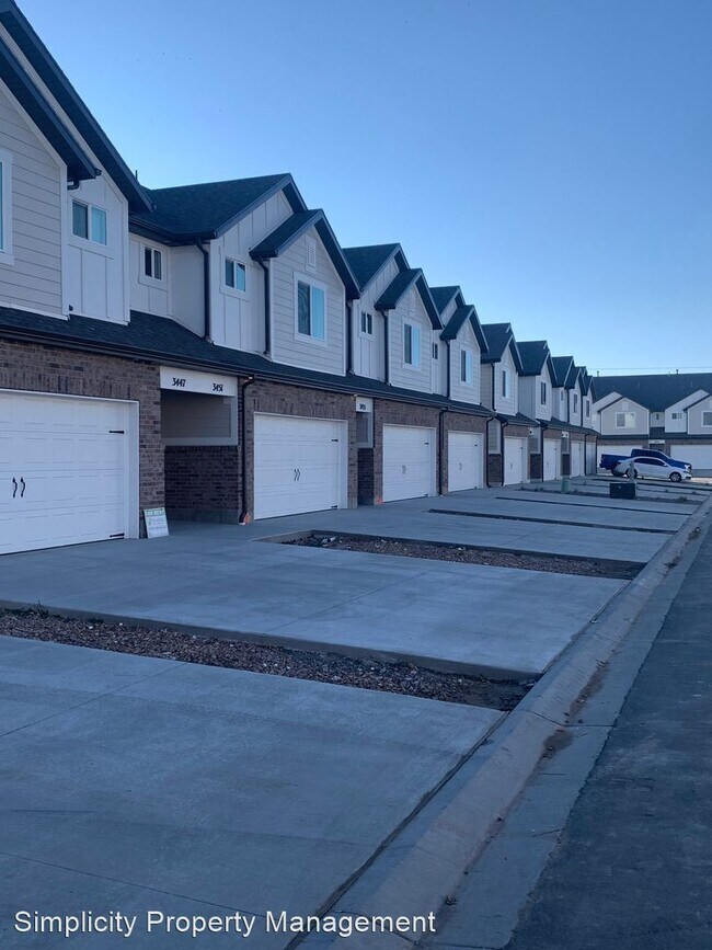 Foto del edificio - 3 br, 2.5 bath House - 3447 West 3950 South
