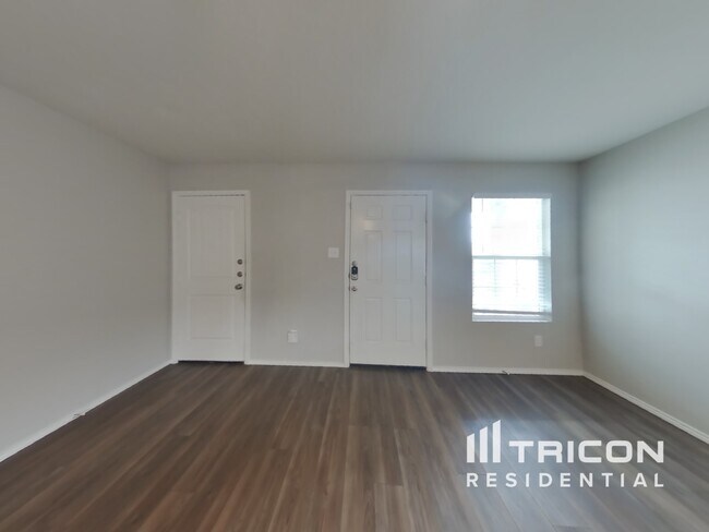 Building Photo - 1617 Daunton Dr