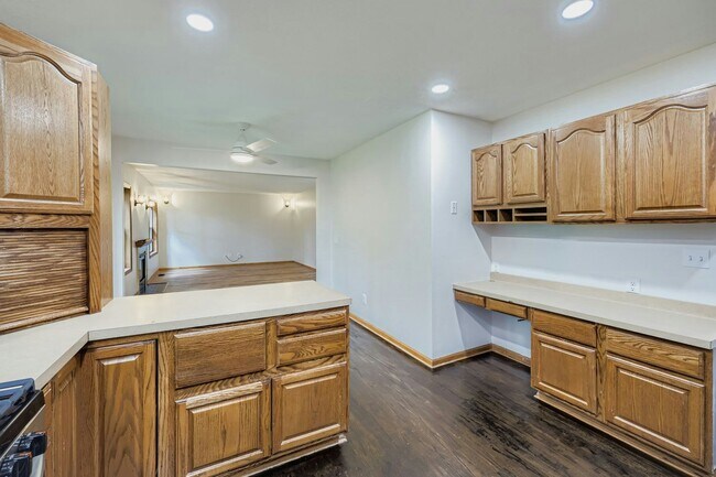 Foto del edificio - 2798 232nd Ln NW