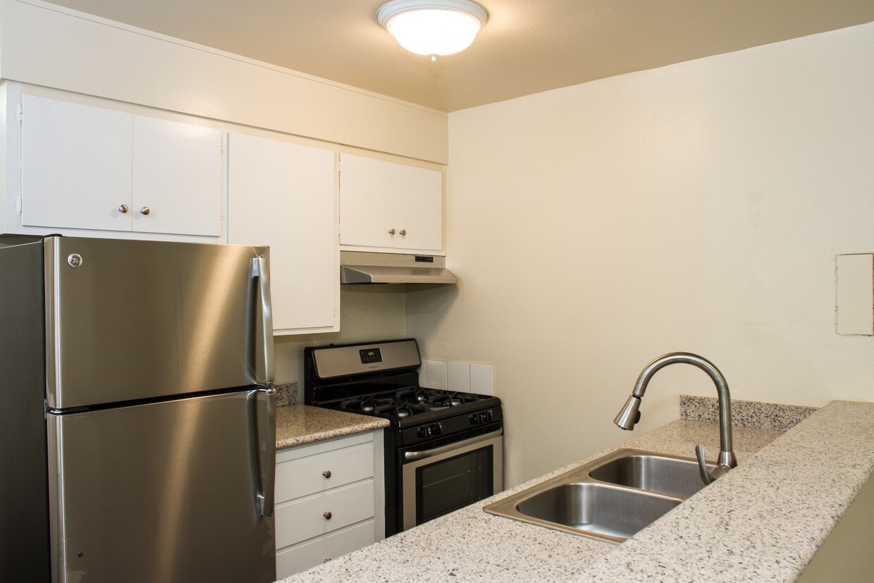 1042 Forest Ave, Pacific Grove, CA 93950 Apartments in Pacific Grove, CA