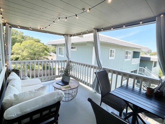 Foto del edificio - 142 Cherry St