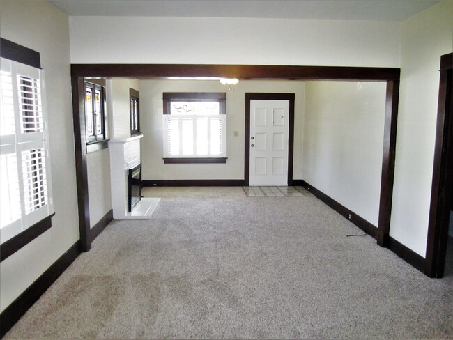Foto del edificio - 356 N Cleveland St