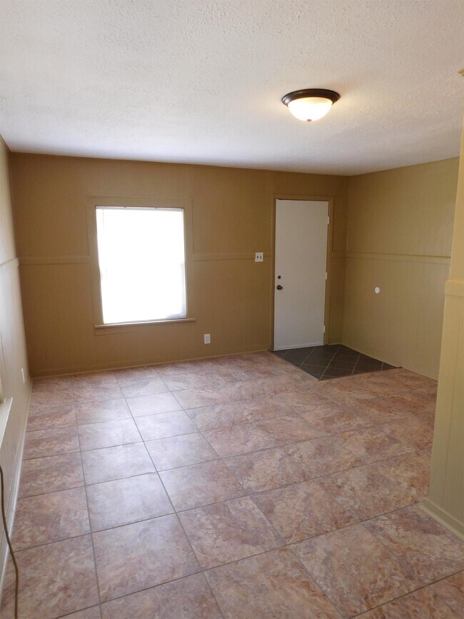 Foto del edificio - 1205 N 7th St