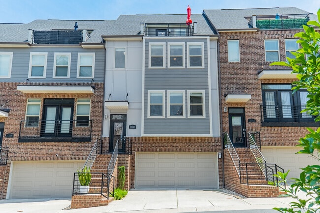 Building Photo - 17137 Soho Dr