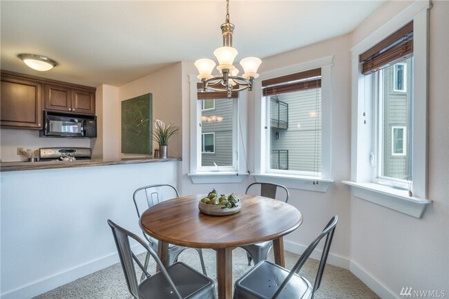 Building Photo - Urban Living In Capitol Hill