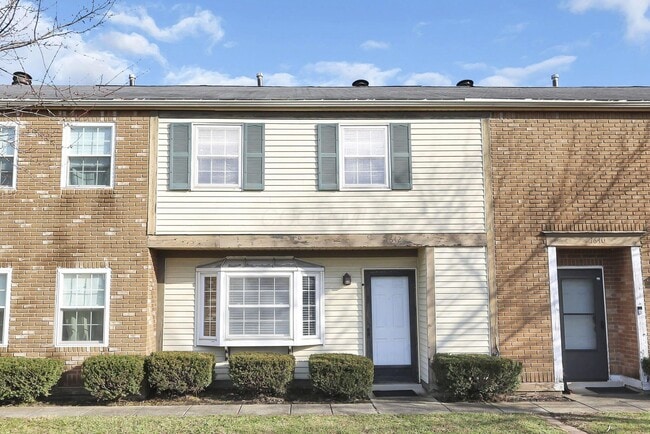 Building Photo - 1642 Park Row Dr