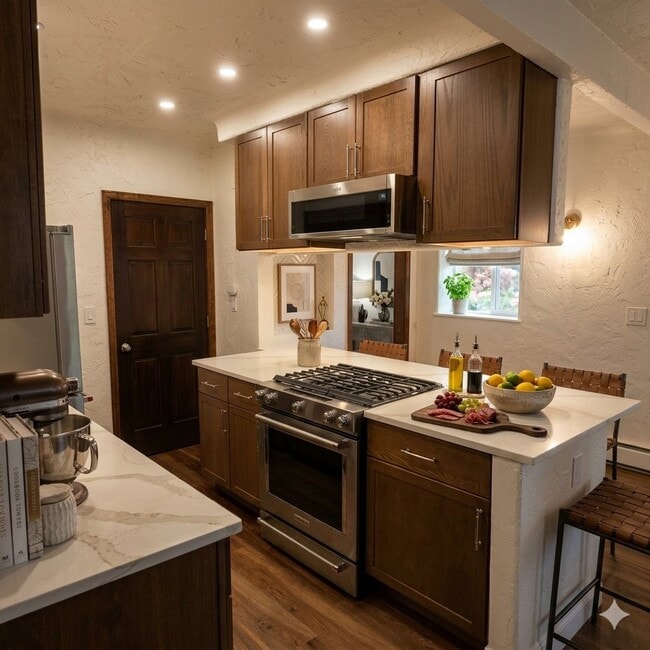 Photo - 1116 Emerson St Apartment