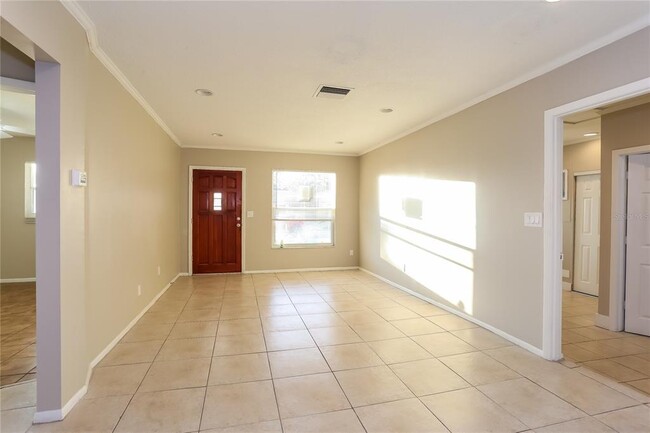 Building Photo - 12287 Mallory Dr