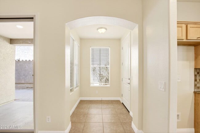 Foto del edificio - 20937 W White Rock Rd