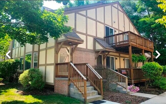 Foto del edificio - 44900 Bayview Dr