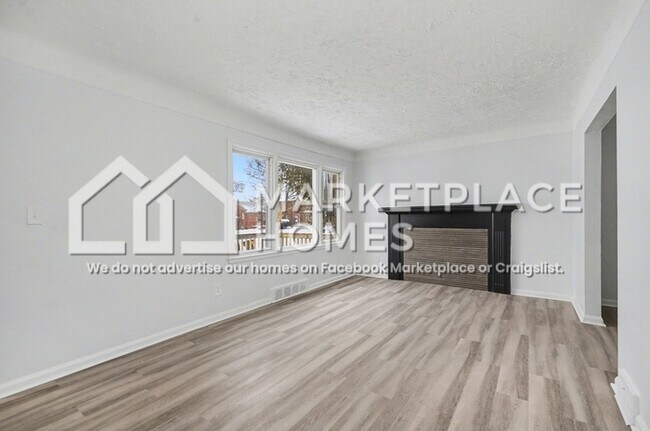 Foto del edificio - 15915 Sussex St