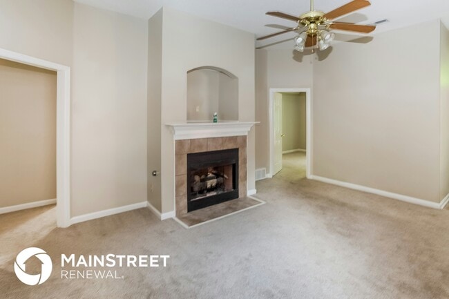 Foto del edificio - 6999 Parkbrook Ln