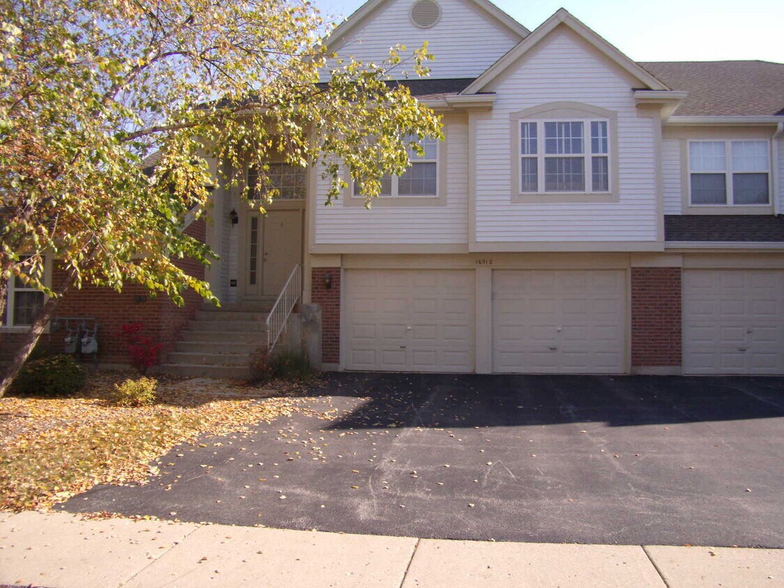 Primary Photo - 1651 Colfax Ct