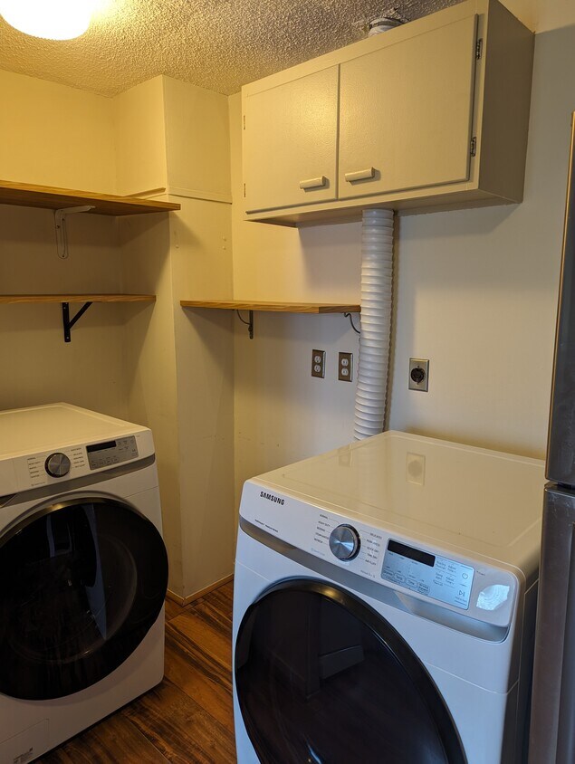 Foto principal - 865 43rd Ave