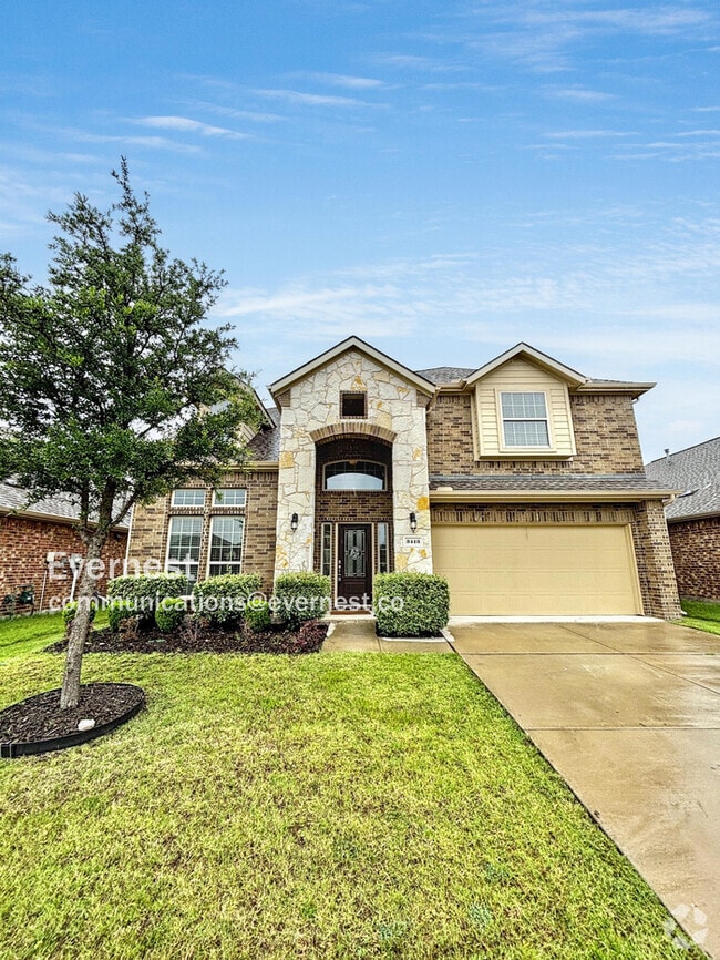 Building Photo - 3413 Collingham St