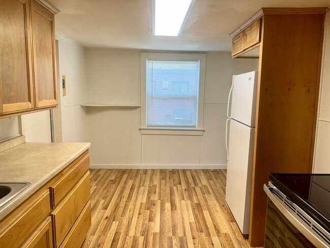 Foto del edificio - Check out this little Gem 1/1