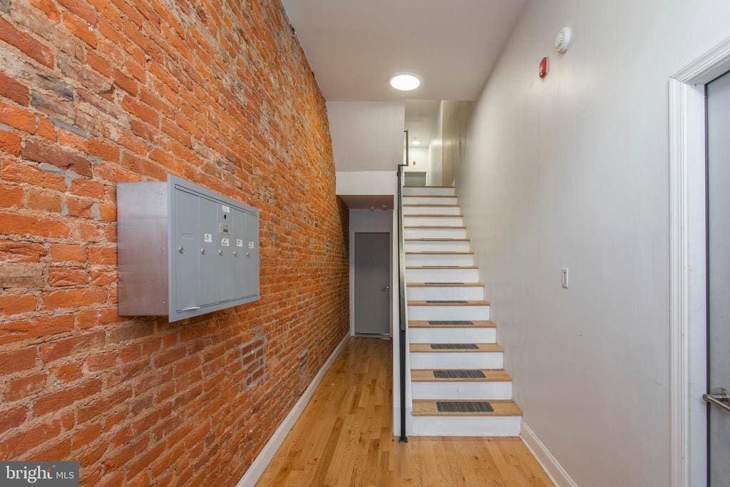 Primary Photo - 1629 Wallace St